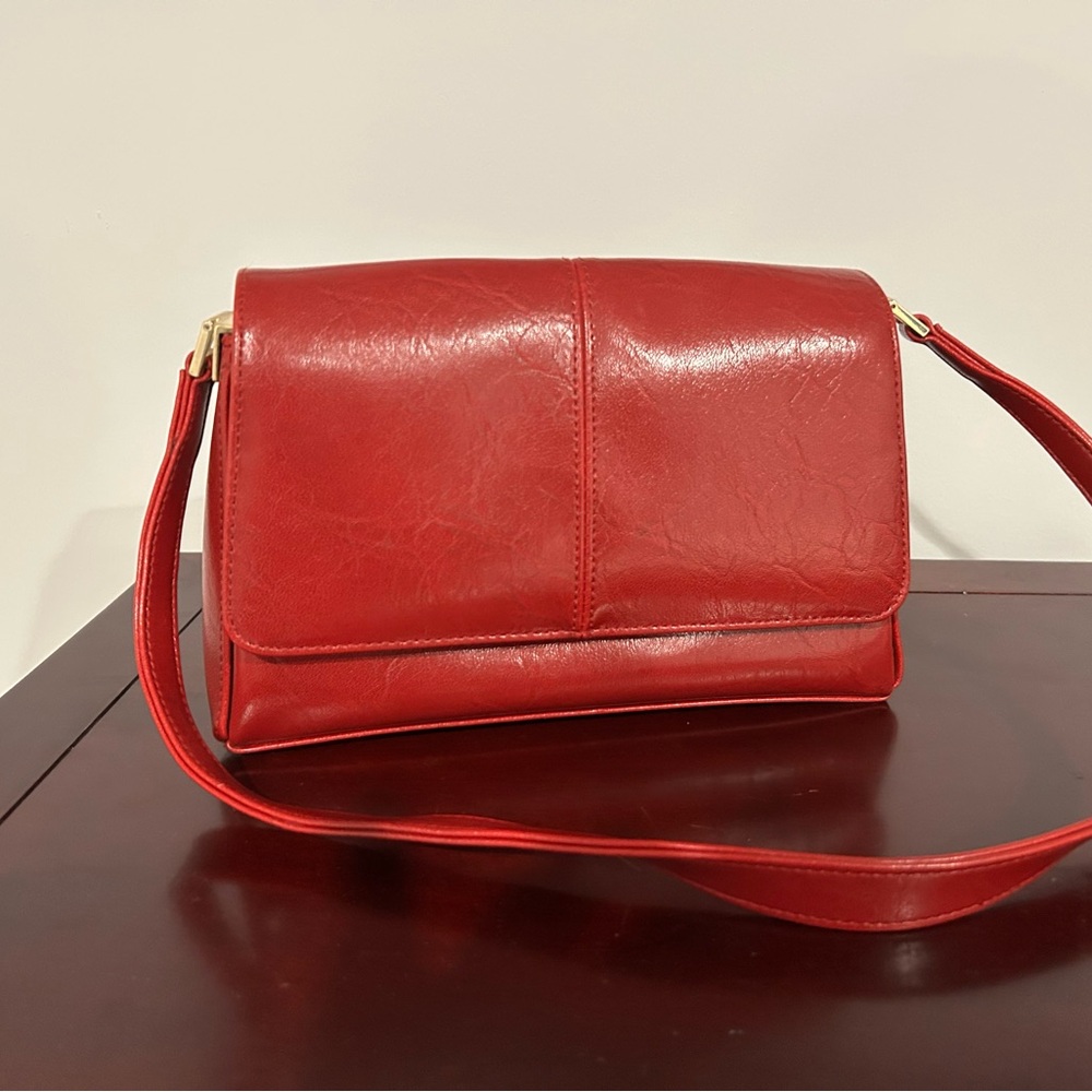 Vintage Liz Claiborne Red Genuine Leather Crossbody Shoulder Bag Brass Hardware